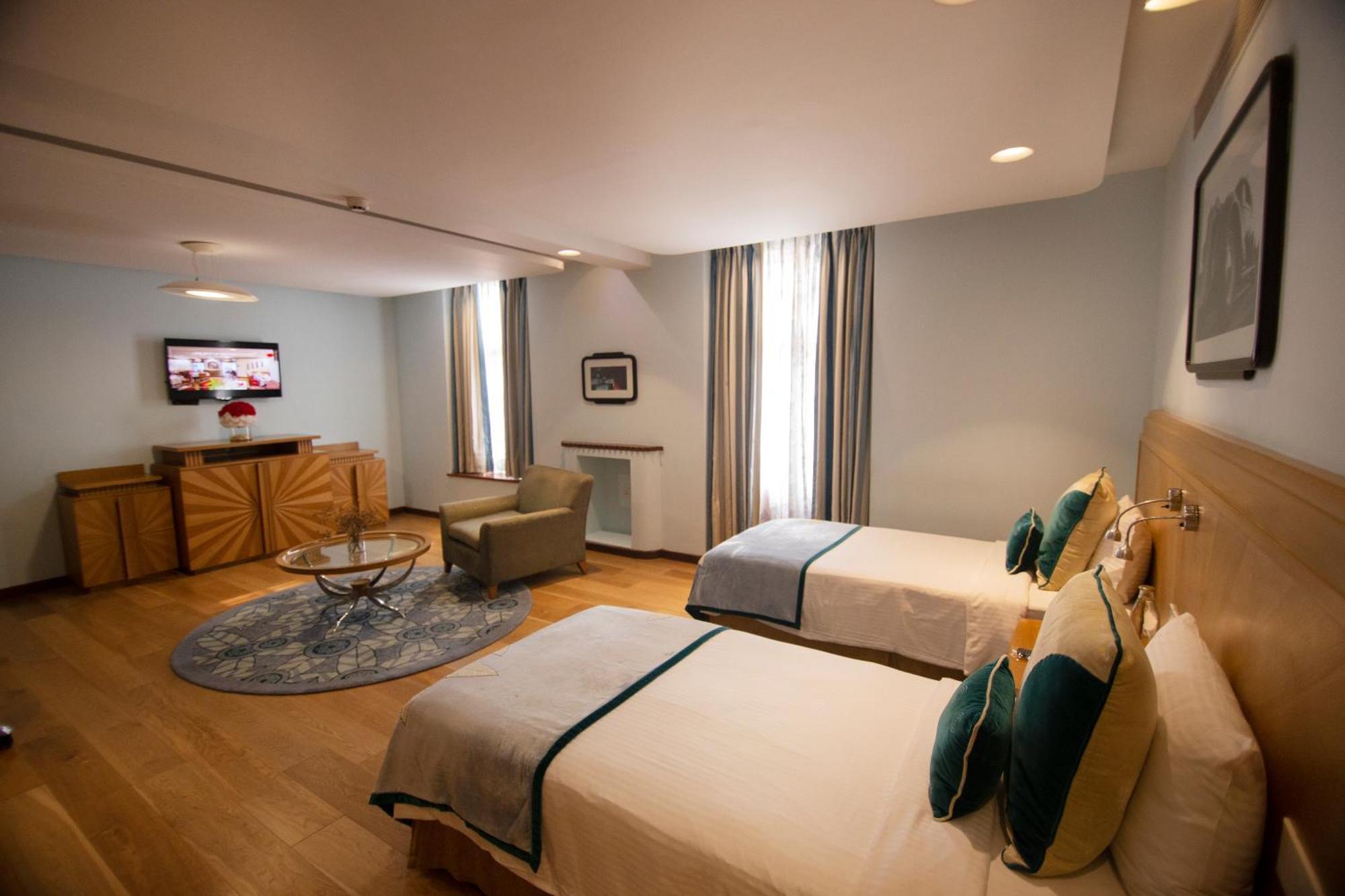 Hotel Ambassador, New Delhi - Ihcl Seleqtions Exterior foto Deluxe Room